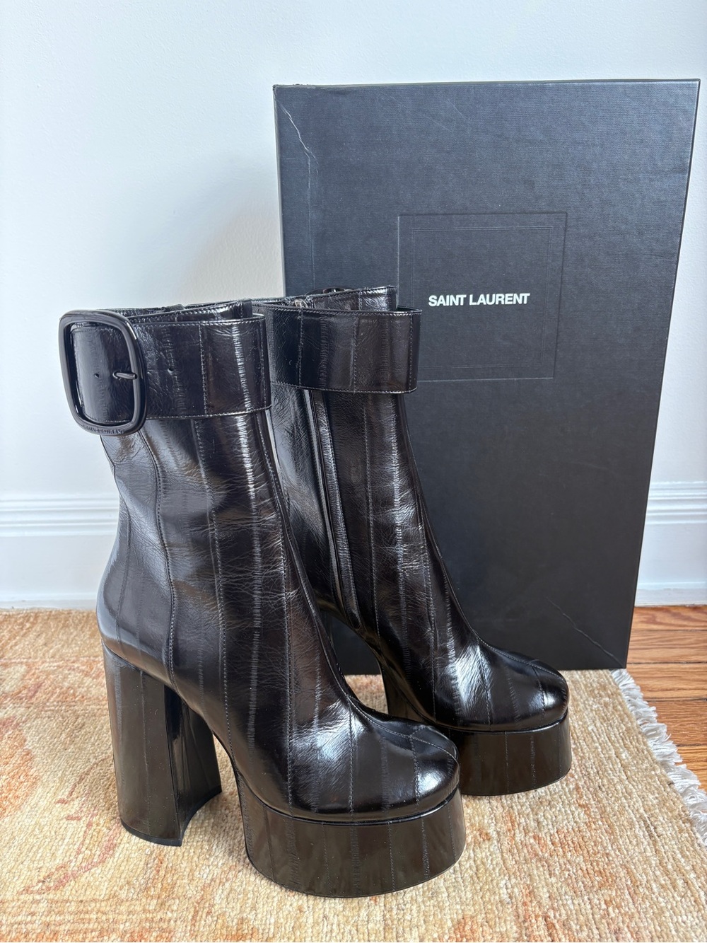 Saint Laurent Billy 85 Crocodile-Embossed Leather Platform Booties - 39 - NIB